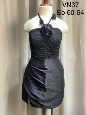 Váy quây dập nhún đính hoa