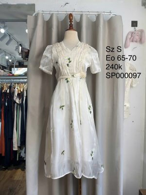 Váy voan thêu / Embroidered Dresses